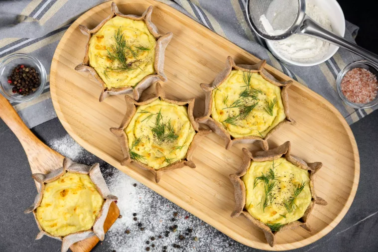 Калитки карельские с картошкой
