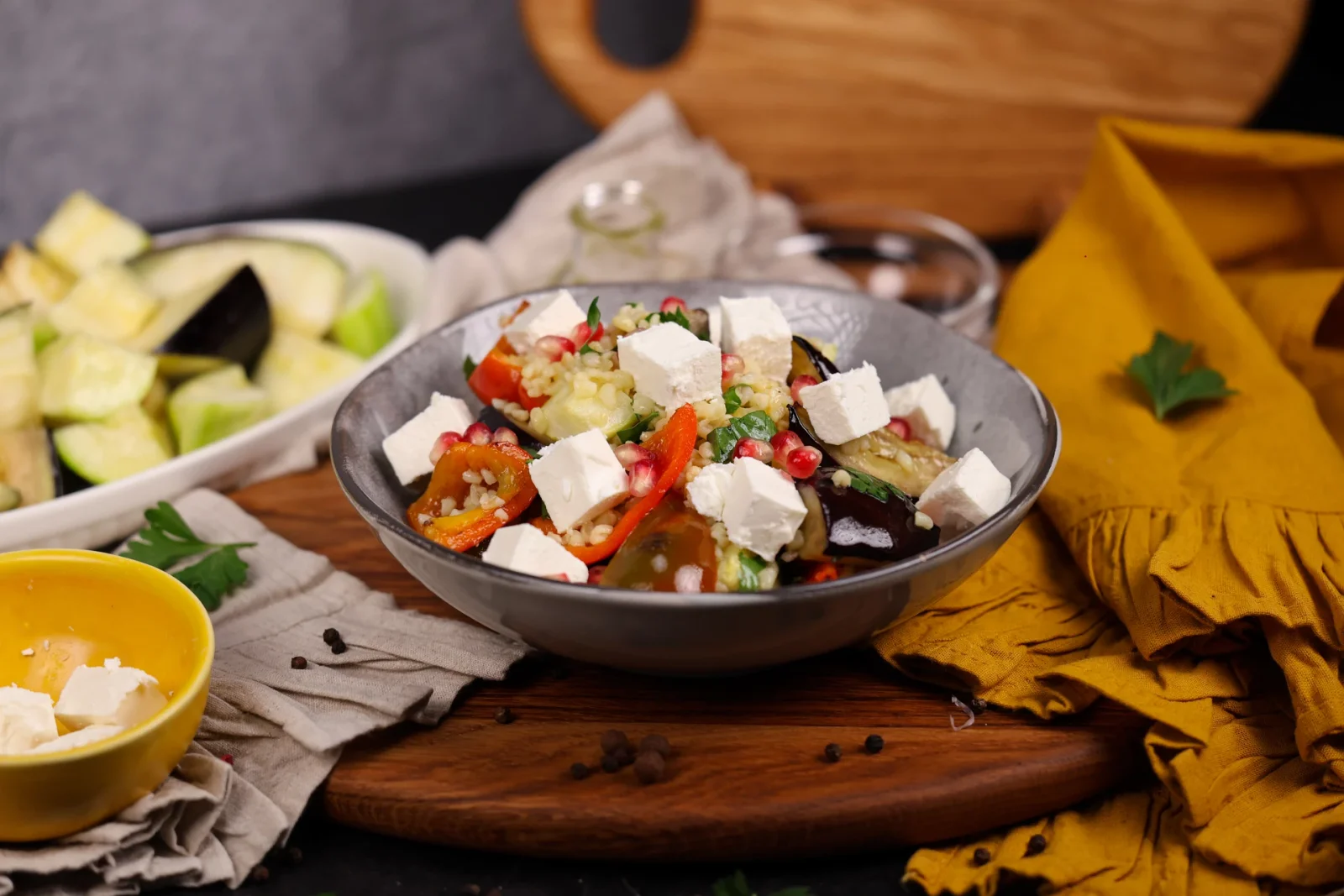 Салат с булгуром и запеченными овощами